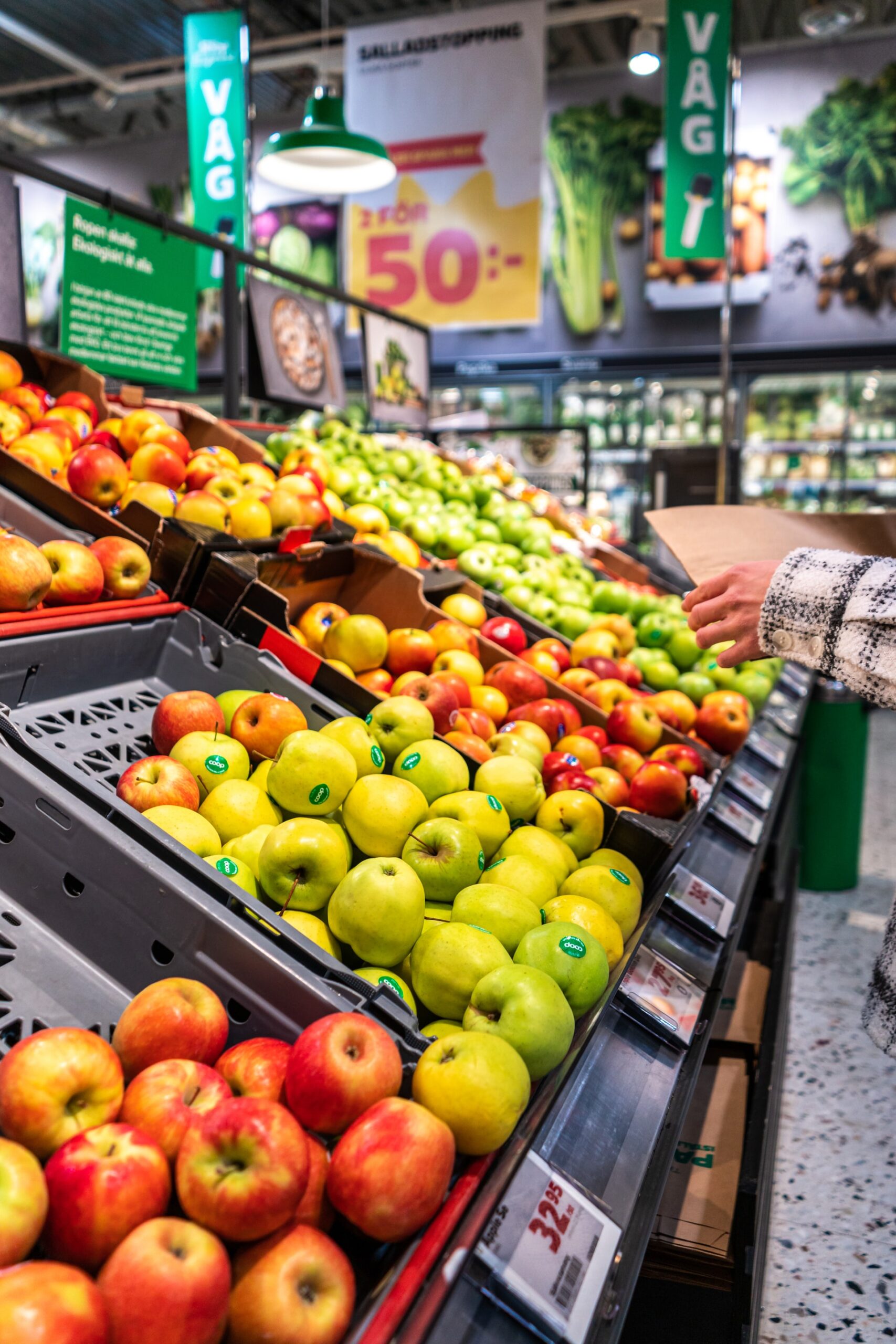 supermarkets in cleethorpes