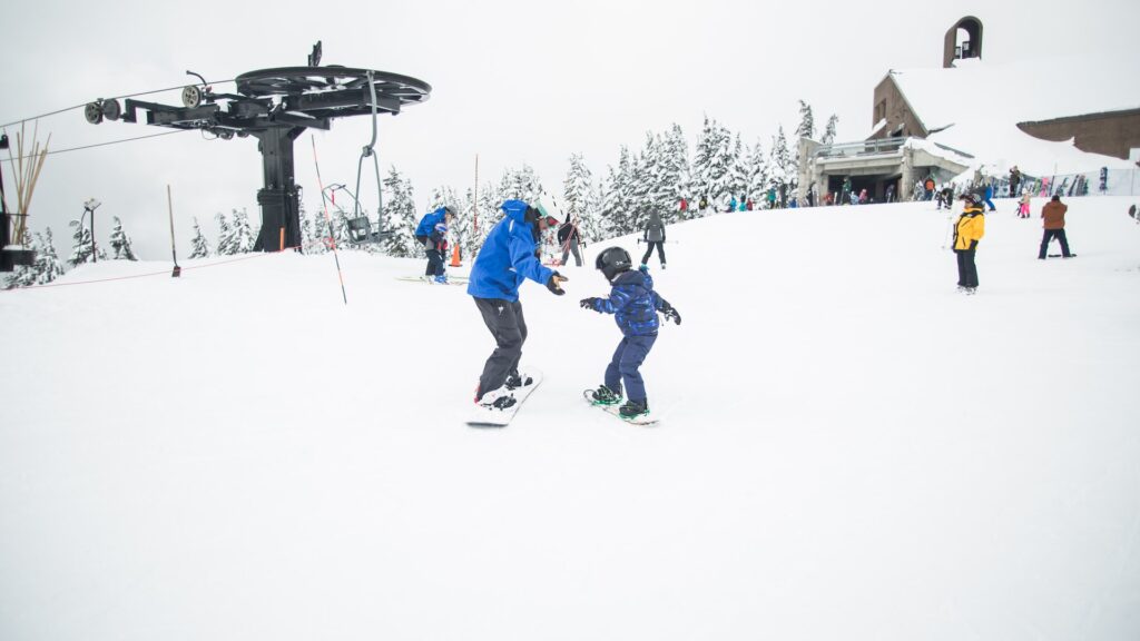 skiing with children